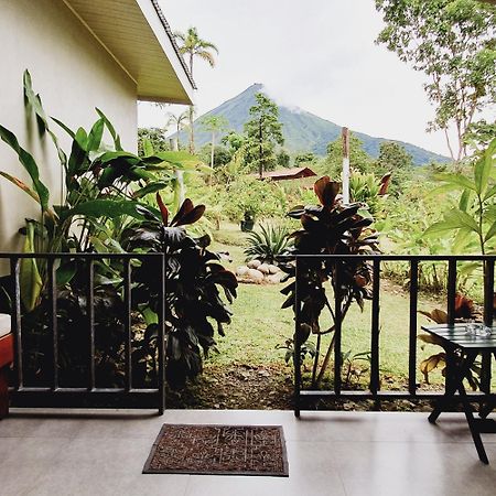 Yellow Tree Suites La Fortuna Exterior foto