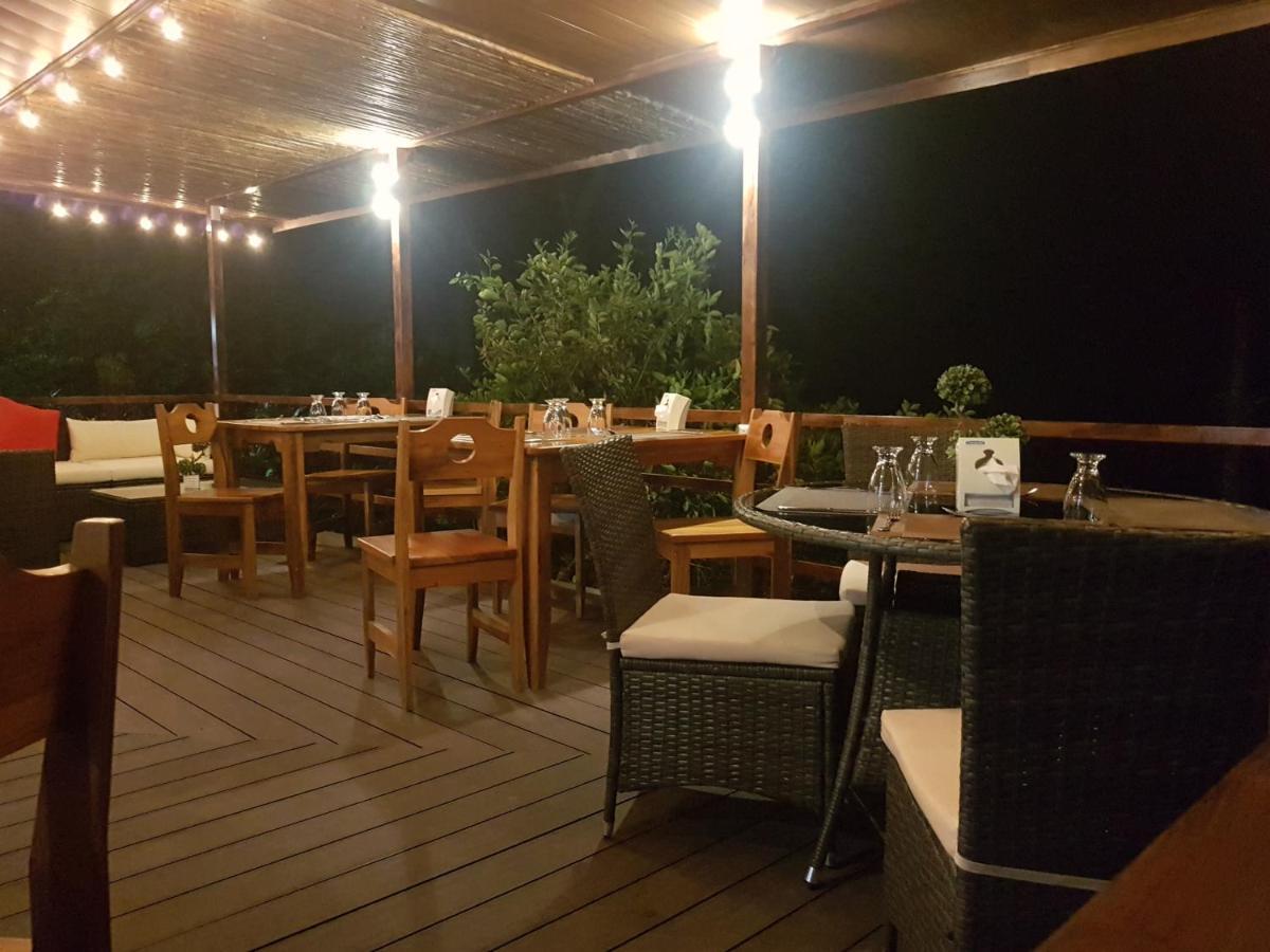 Yellow Tree Suites La Fortuna Exterior foto