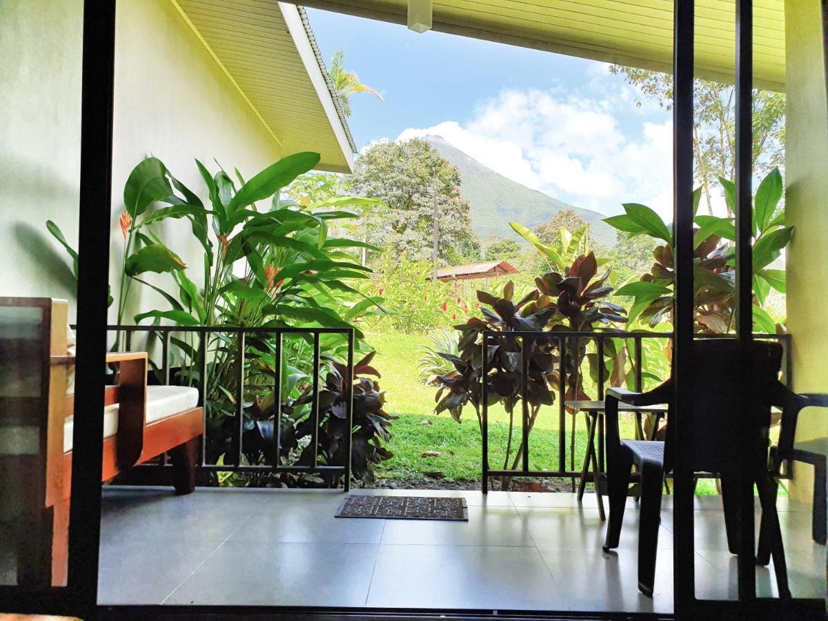 Yellow Tree Suites La Fortuna Exterior foto