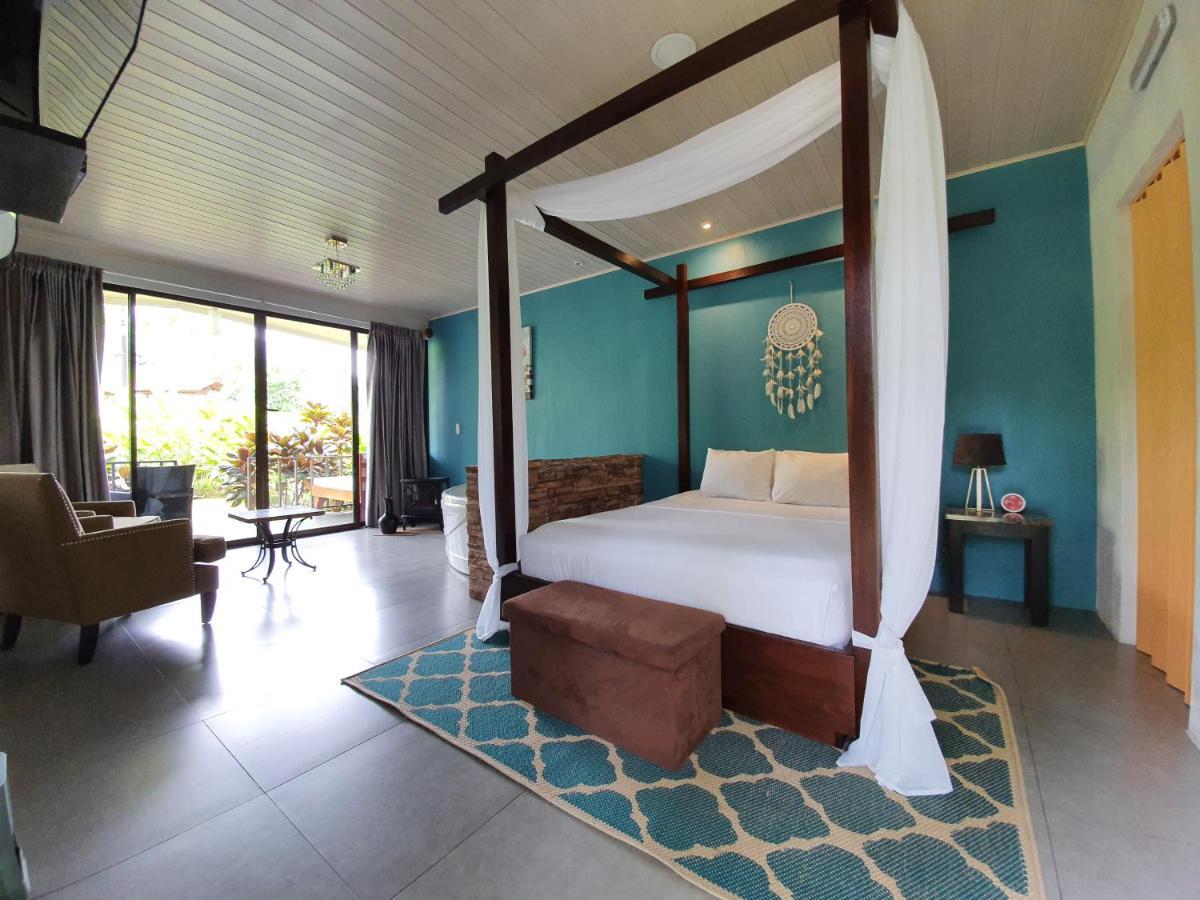 Yellow Tree Suites La Fortuna Exterior foto