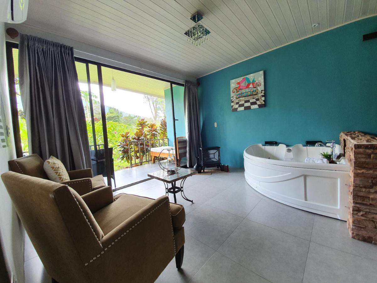 Yellow Tree Suites La Fortuna Exterior foto